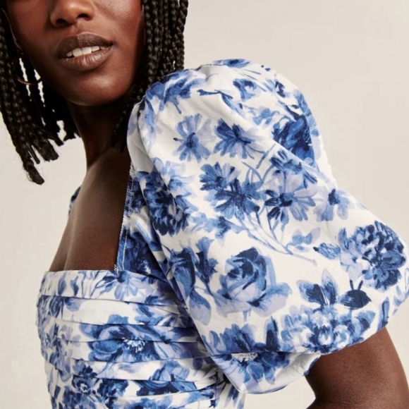 Abercrombie and Fitch Emerson Poplin Puff Sleeve blue white floral midi dress - Picture 3 of 10